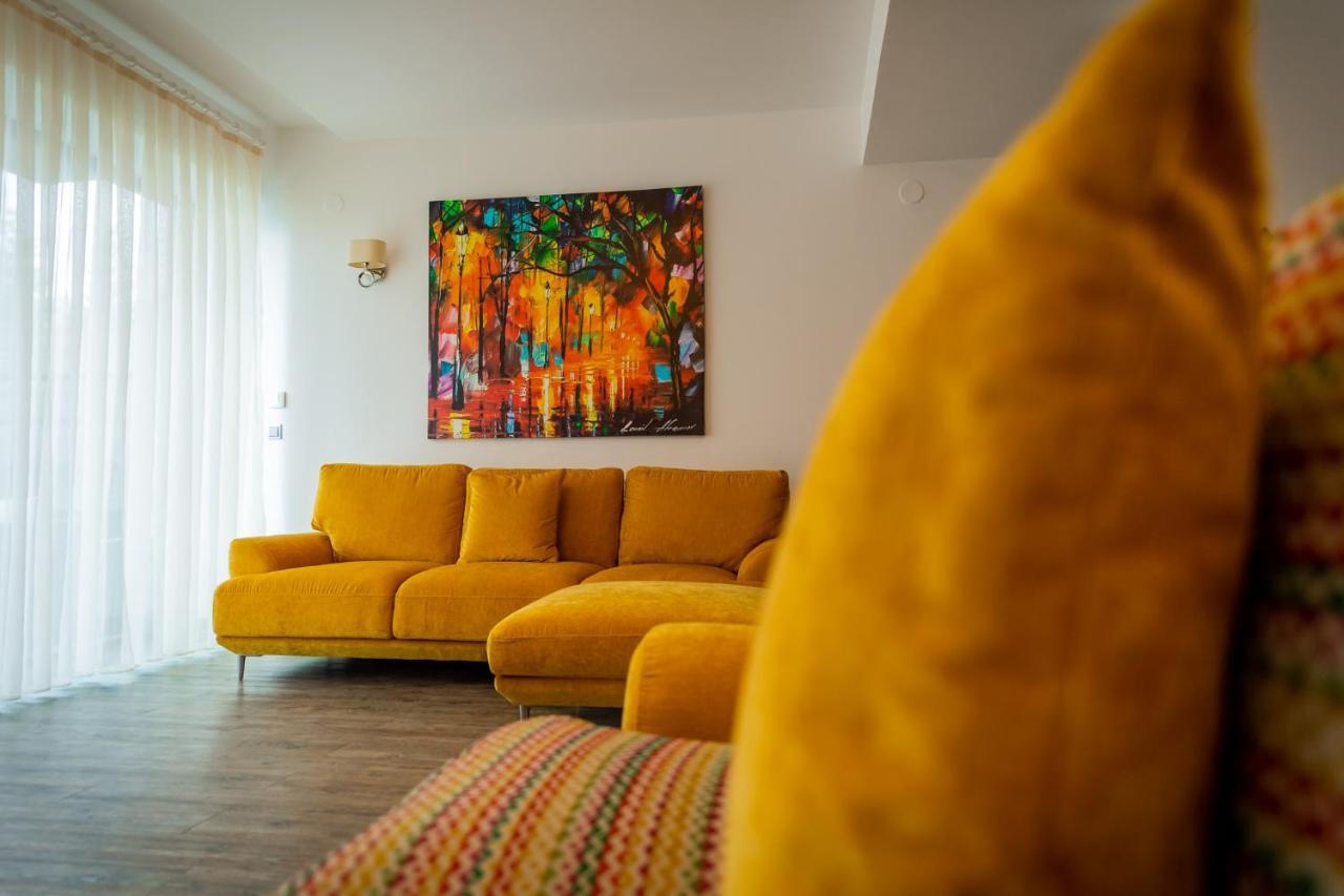 Luxapartment Poiana Brasov Esterno foto